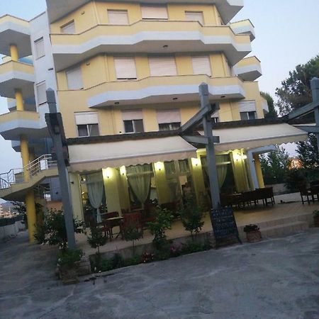 Hotel Albania Natural Park Golem (Tirana) Exterior foto